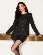 Jaqueta Tricot Estruturada Preto e Dourado Editorial em Estúdio