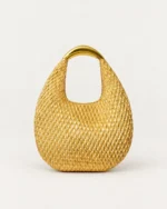 Bolsa Meia-Lua Crescent Tressê com Alça Metálica na cor Rose Gold foto 05