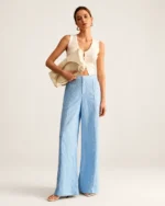 Calça Alfaiataria Wide Leg em Puro Linho na cor Azul Céu vista 07
