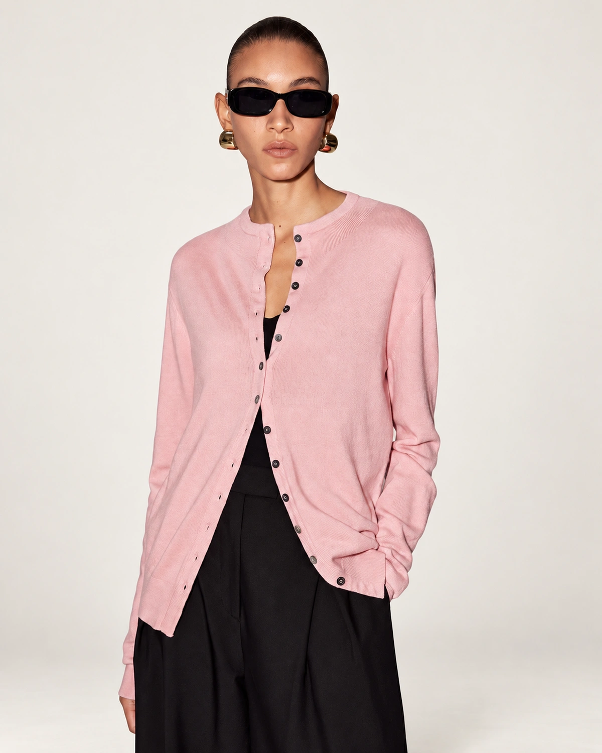 Cardigan em Lã e Caxemira com Microbotões na cor Rosa Blush foto 01