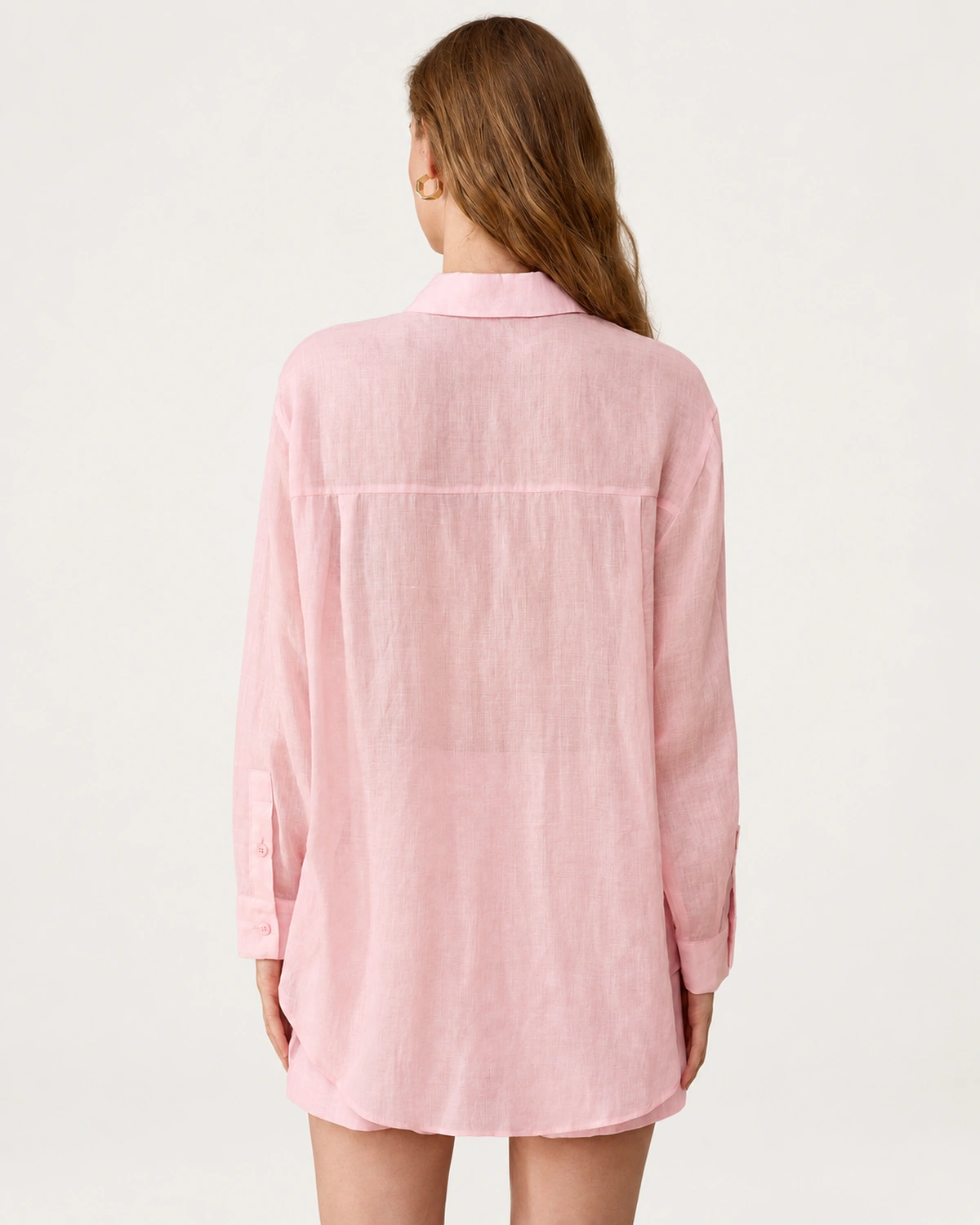 Camisa ampla em puro linho rosa blush — vista de costas