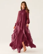 Vestido longo em chiffon com gola franzida e babados assimétricos na cor bordeaux, foto 01