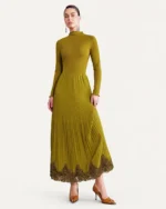vestido longo plissado com mangas longas e renda mostarda, foto 02