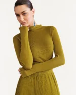 vestido longo plissado com mangas longas e renda mostarda, foto 03